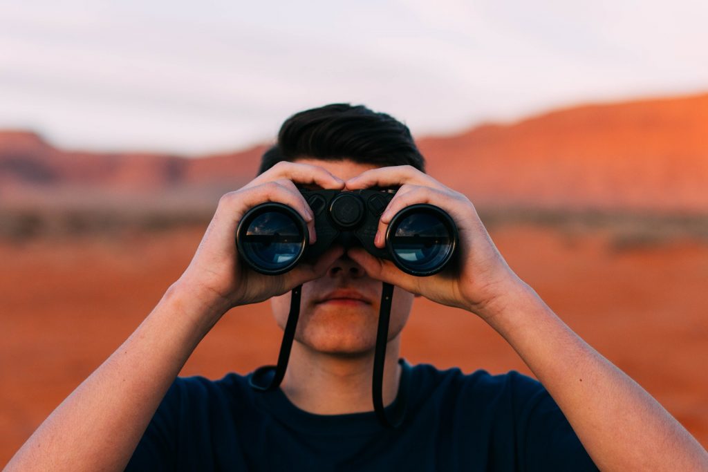 observation binoculars looking find